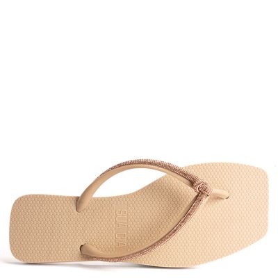 Chinelo Feminino Tira Malha Brilho e Detalhe No Camburi Bege