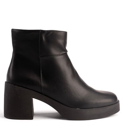 Bota Feminina Cano Curto Salto Bloco Kobe Preto